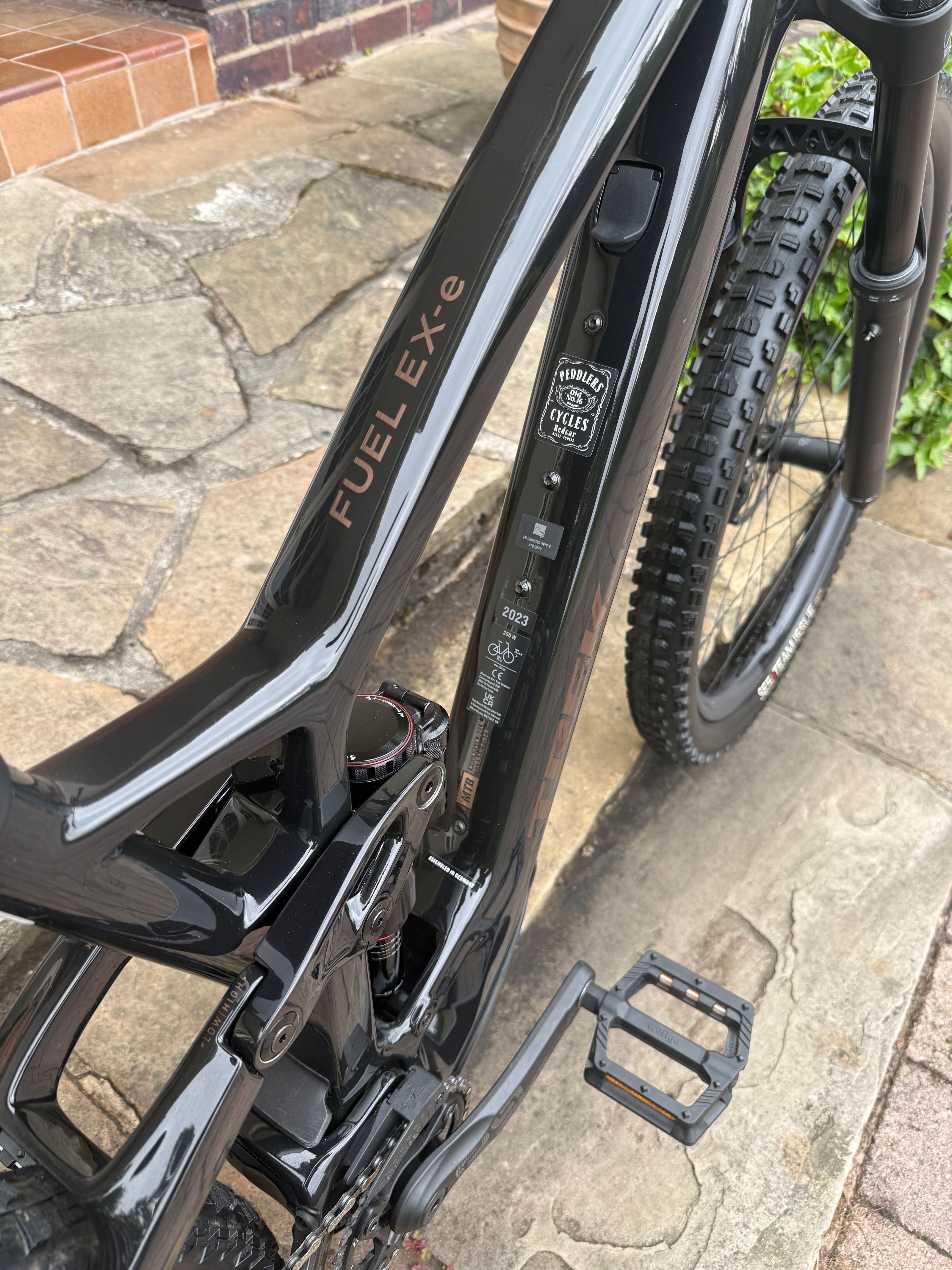 Trek Fuel Exe 9.8 GX AXS 2024 Large Electric Mountain Bike RRP £9,900!