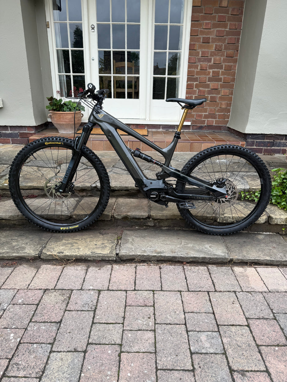 YT Decoy Elite Medium Electric mountain bike 400 miles