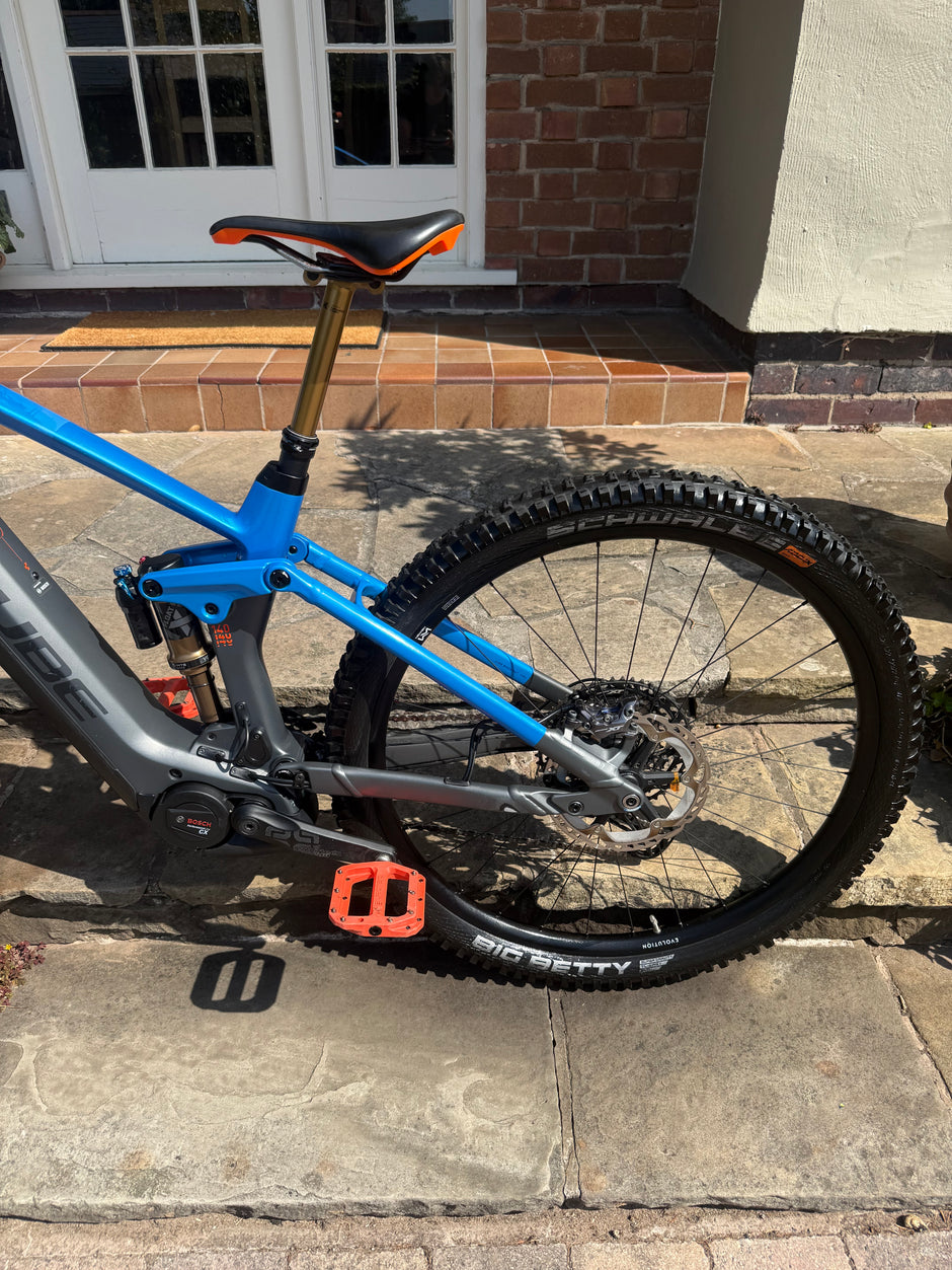Cube stereo 140 Action Team 2023 Medium 460 miles