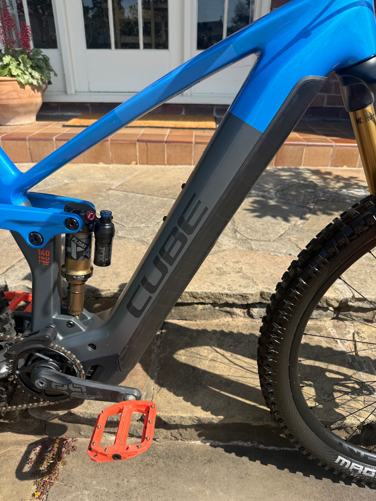 Cube stereo 140 Action Team 2023 Medium 460 miles