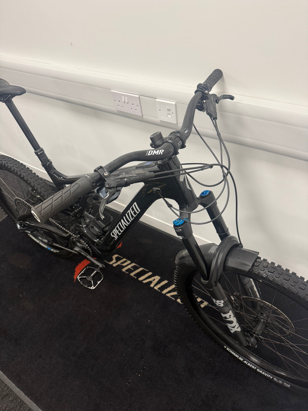 2024 Specialized Turbo levo alloy XXL 690 miles