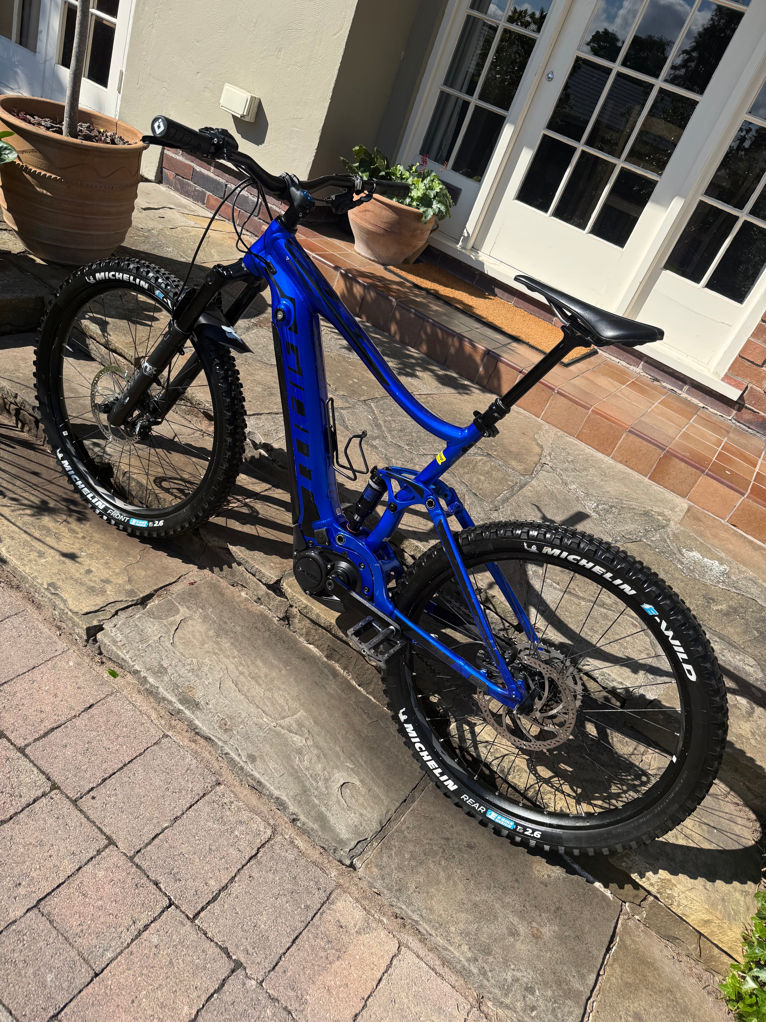 Giant Stance E+2 Large Blue