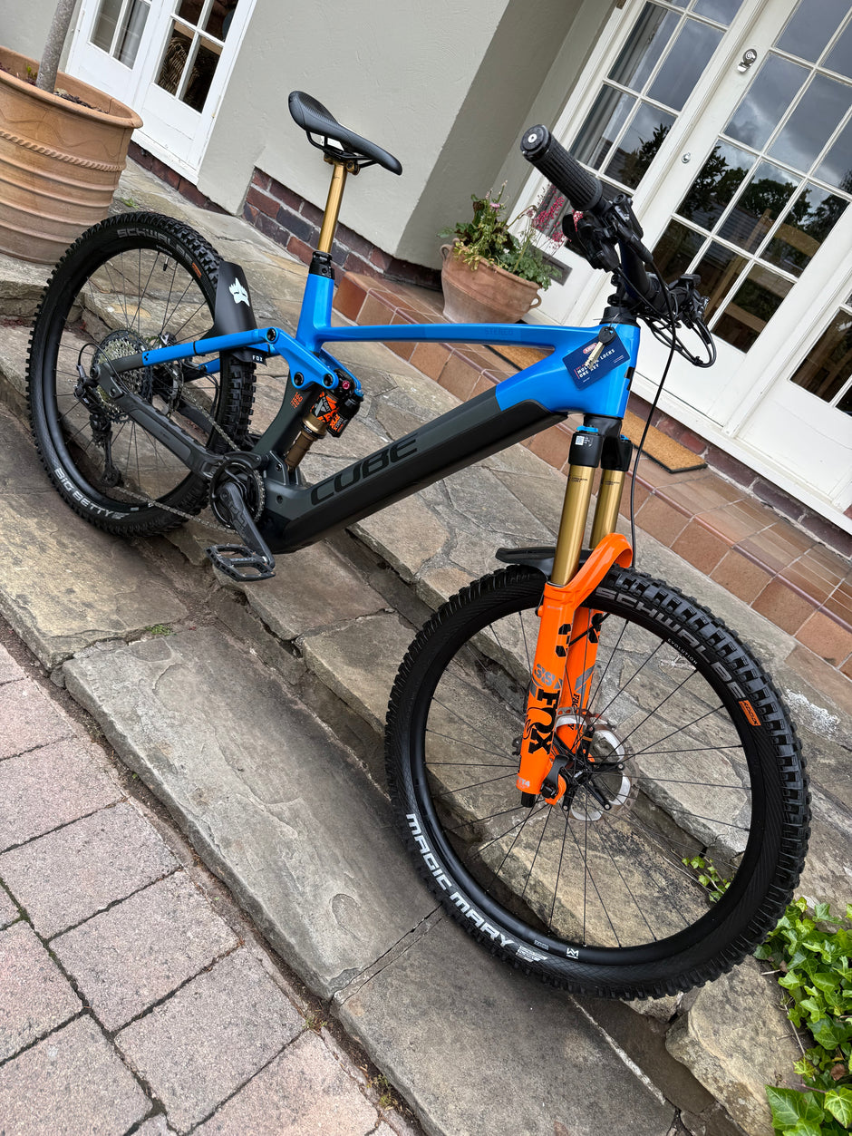 Cube Stereo 160 Action Team 2023 Large 470 miles