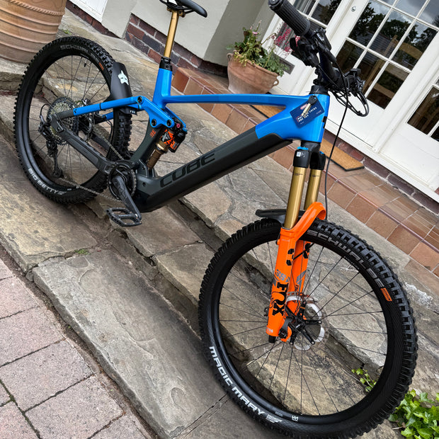 Cube Stereo 160 Action Team 2023 Large 470 miles