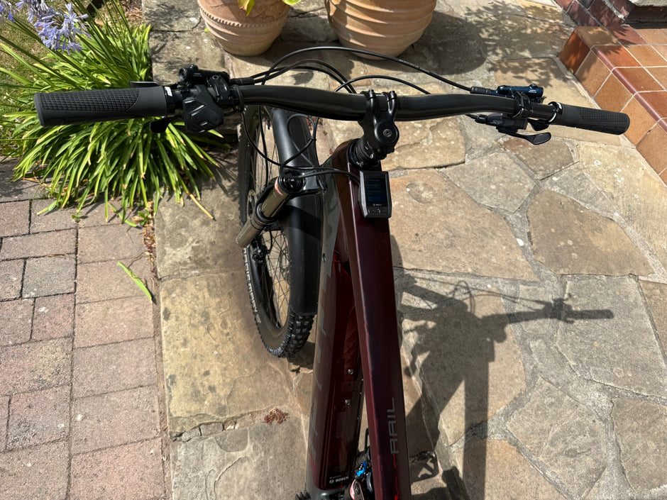 2021 Trek Rail 9.8 Carbon Large 410 miles