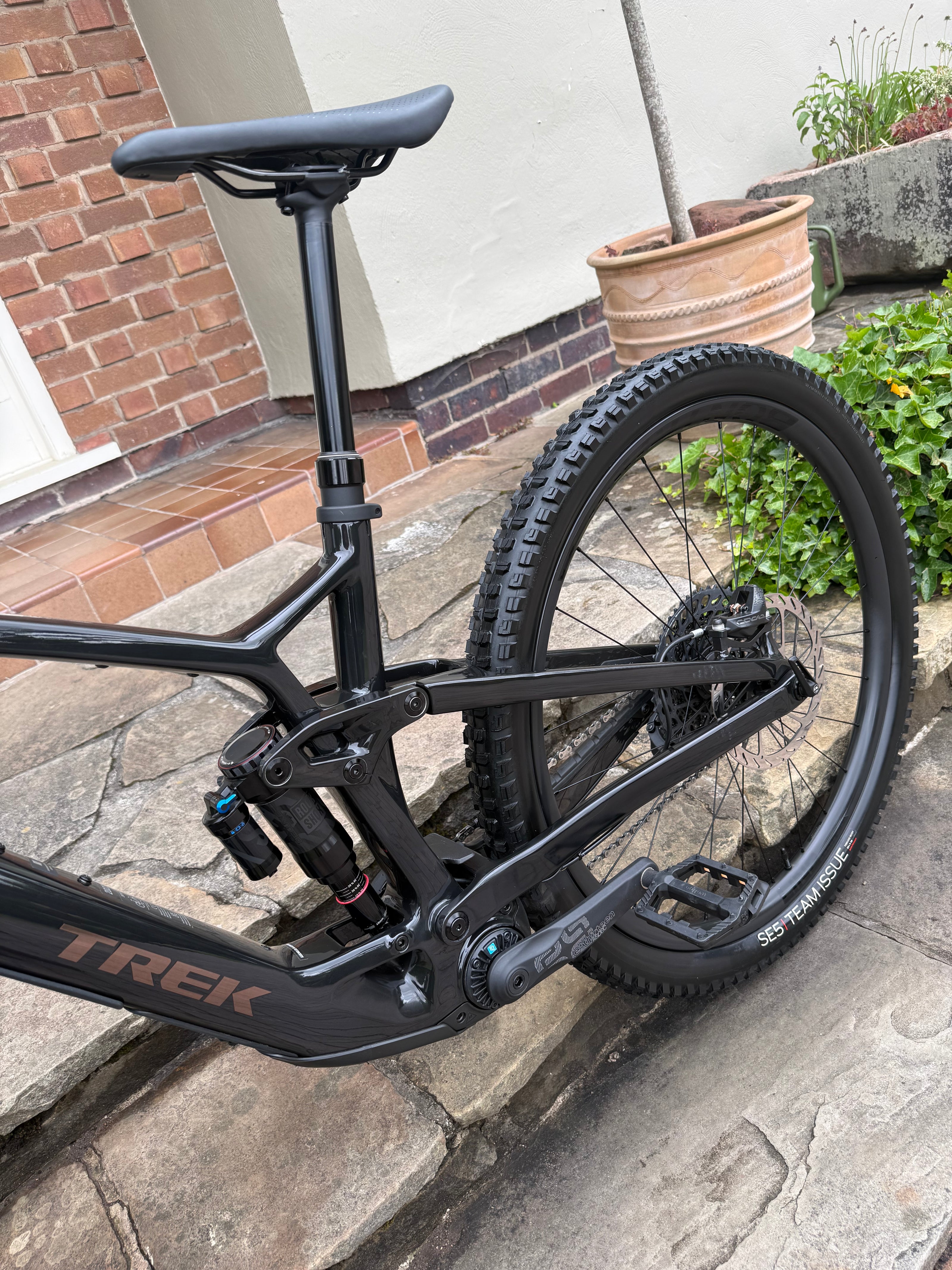 Trek Fuel Exe 9.8 GX AXS 2024 Large Electric Mountain Bike RRP £9,900!