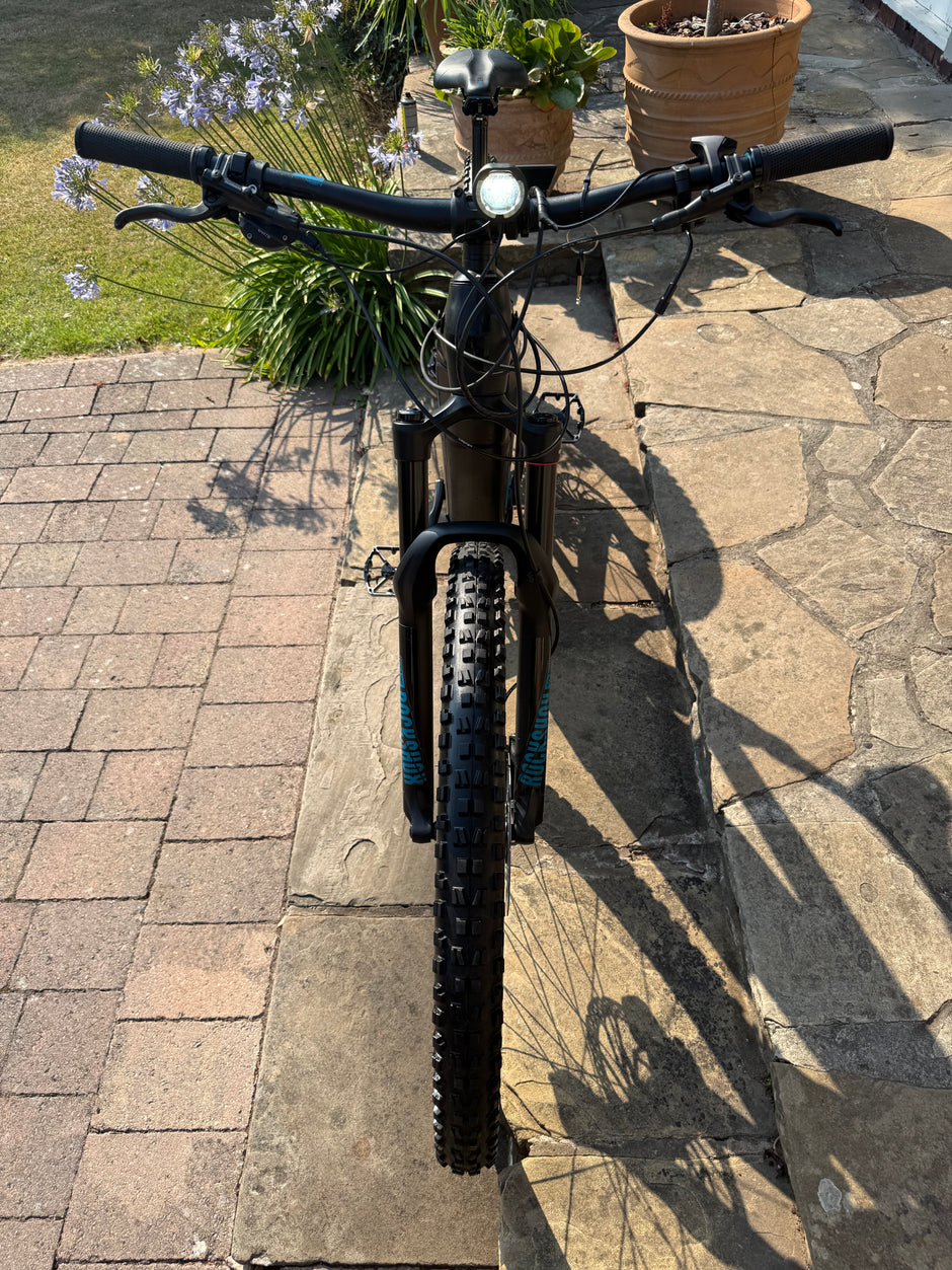 Cube Stereo Hybrid 140 HPC Race 625 Carbon Full Suspension e-MTB – Medium – Excellent Condition