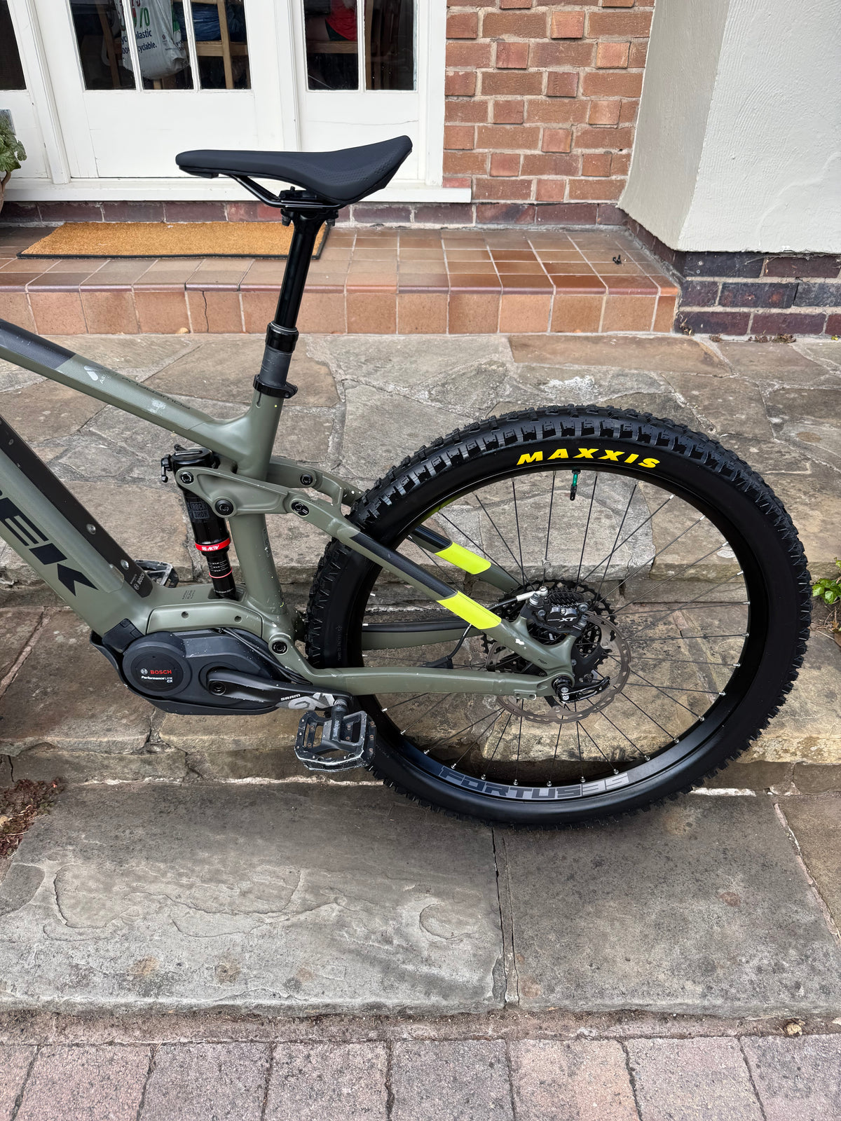 Trek Powerfly LT9 Medium 724 miles