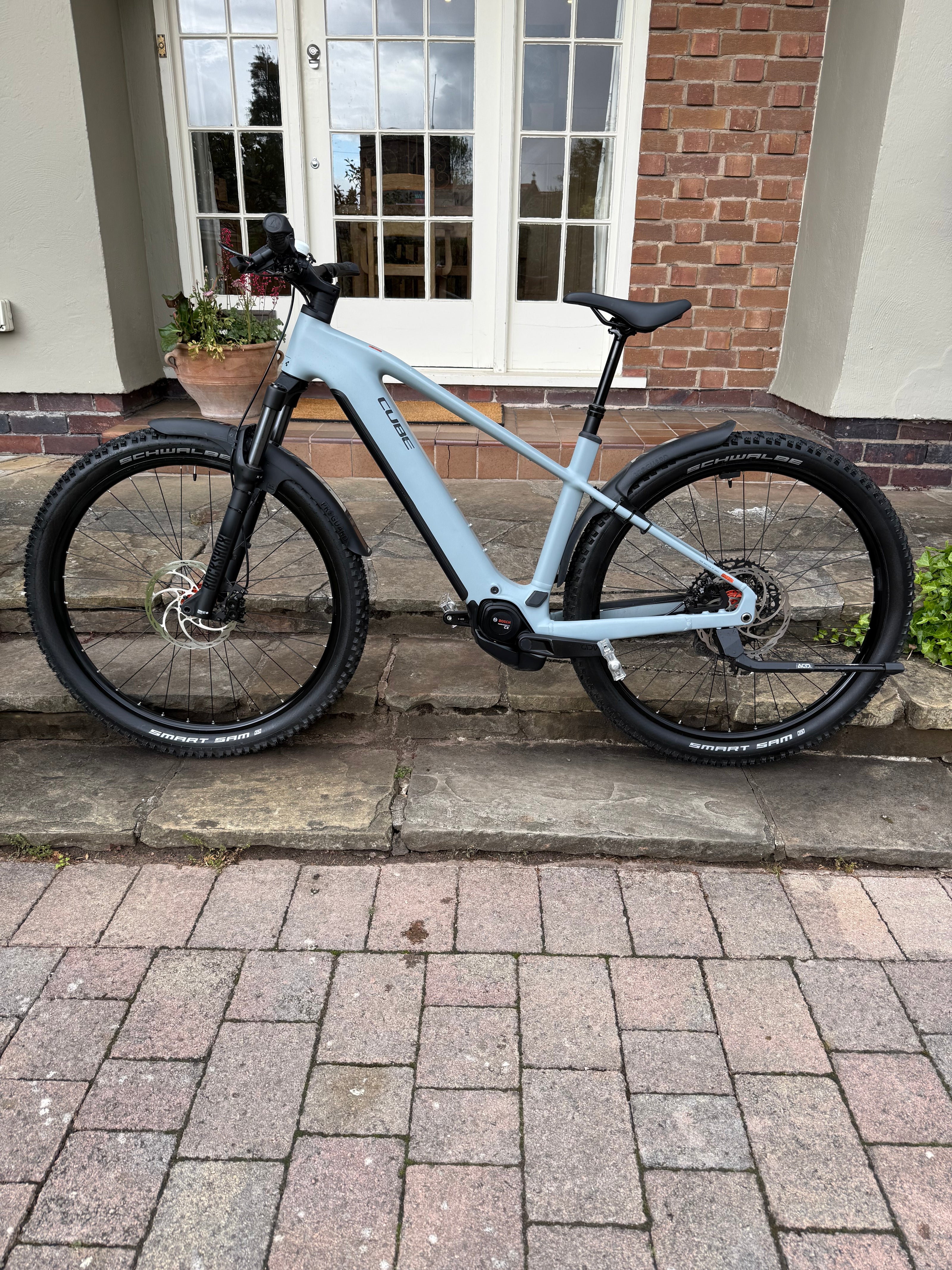 2026 Cube reaction hybrid race 800wh  Large