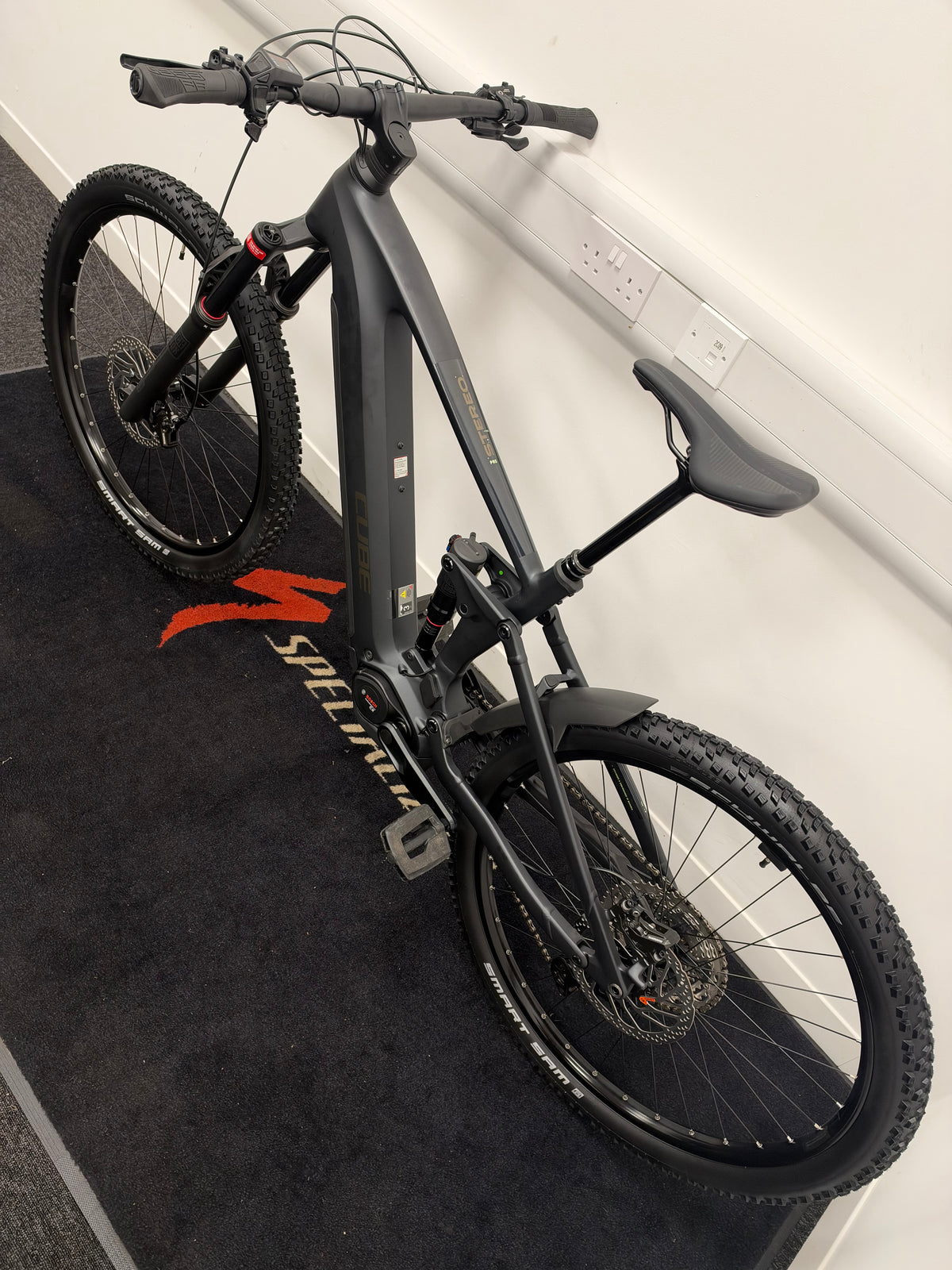 2027 Cube Stereo Hybrid One44 PRO 800 Large – Electric Mountain Bike BRAND NEW!