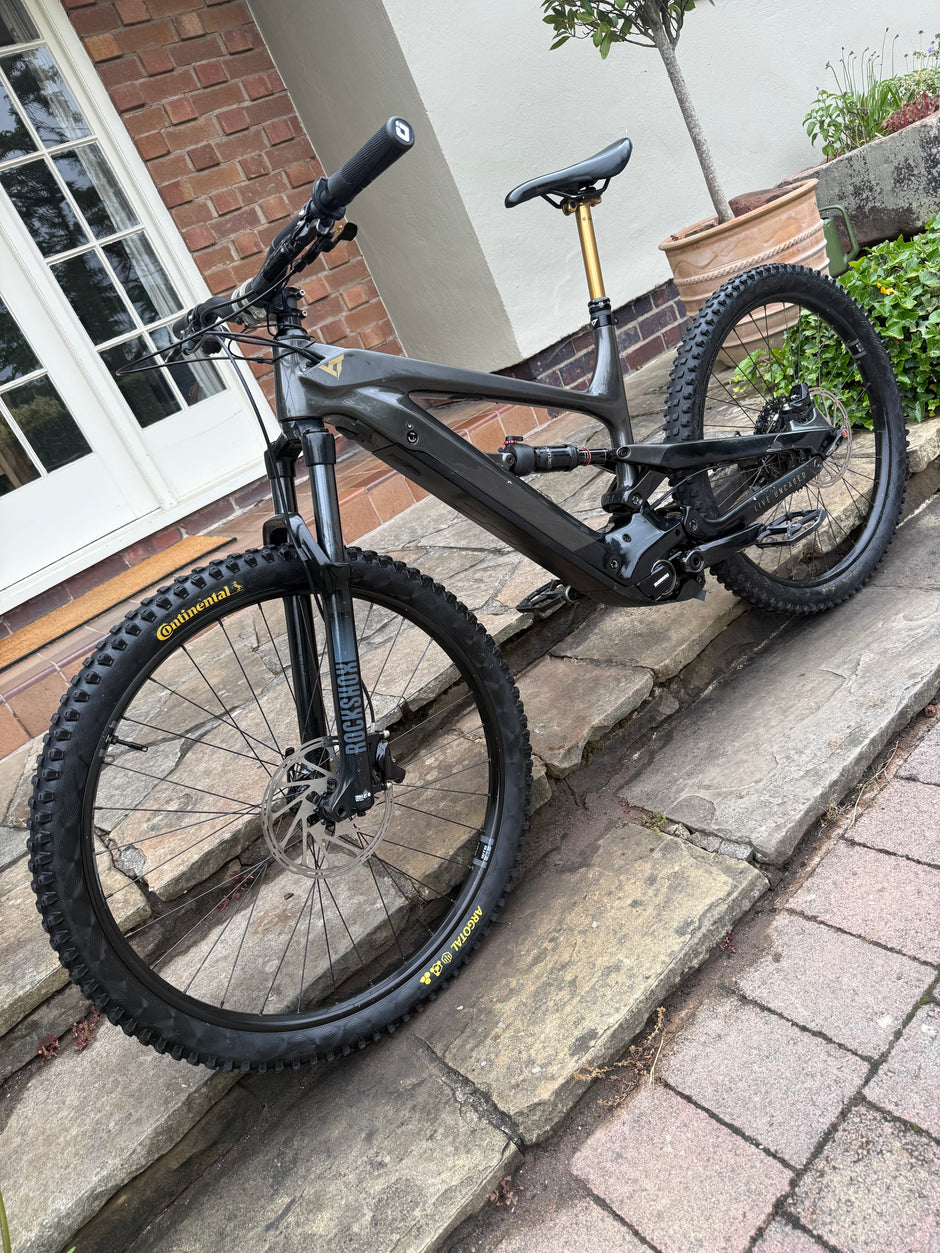 YT Decoy Elite Medium Electric mountain bike 400 miles
