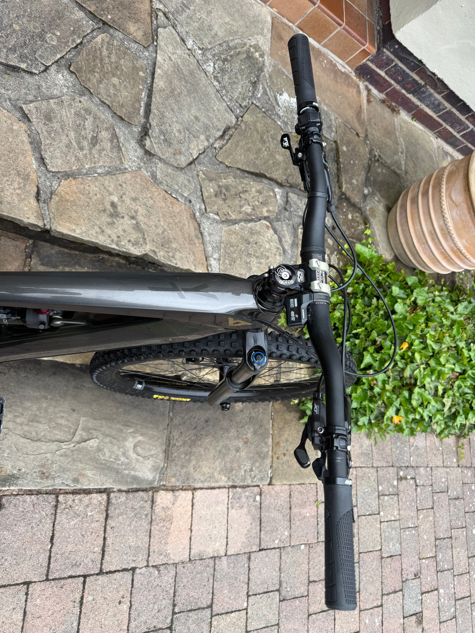 YT Decoy Elite Medium Electric mountain bike 400 miles