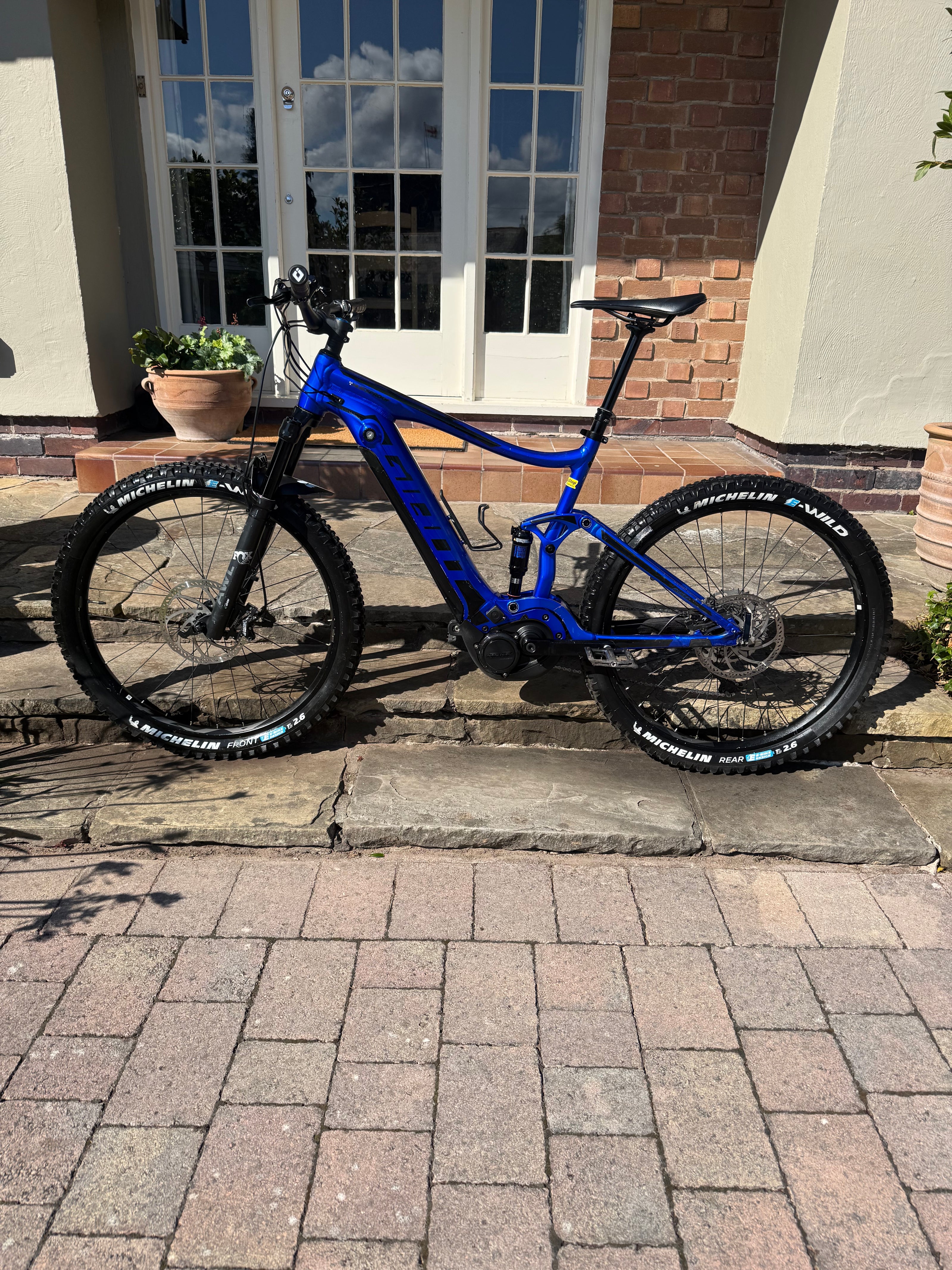 Giant Stance E+2 Large Blue