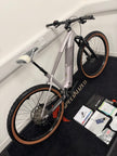 Cube Reaction Hybrid PRO 800 2027 Large BRAND NEW!