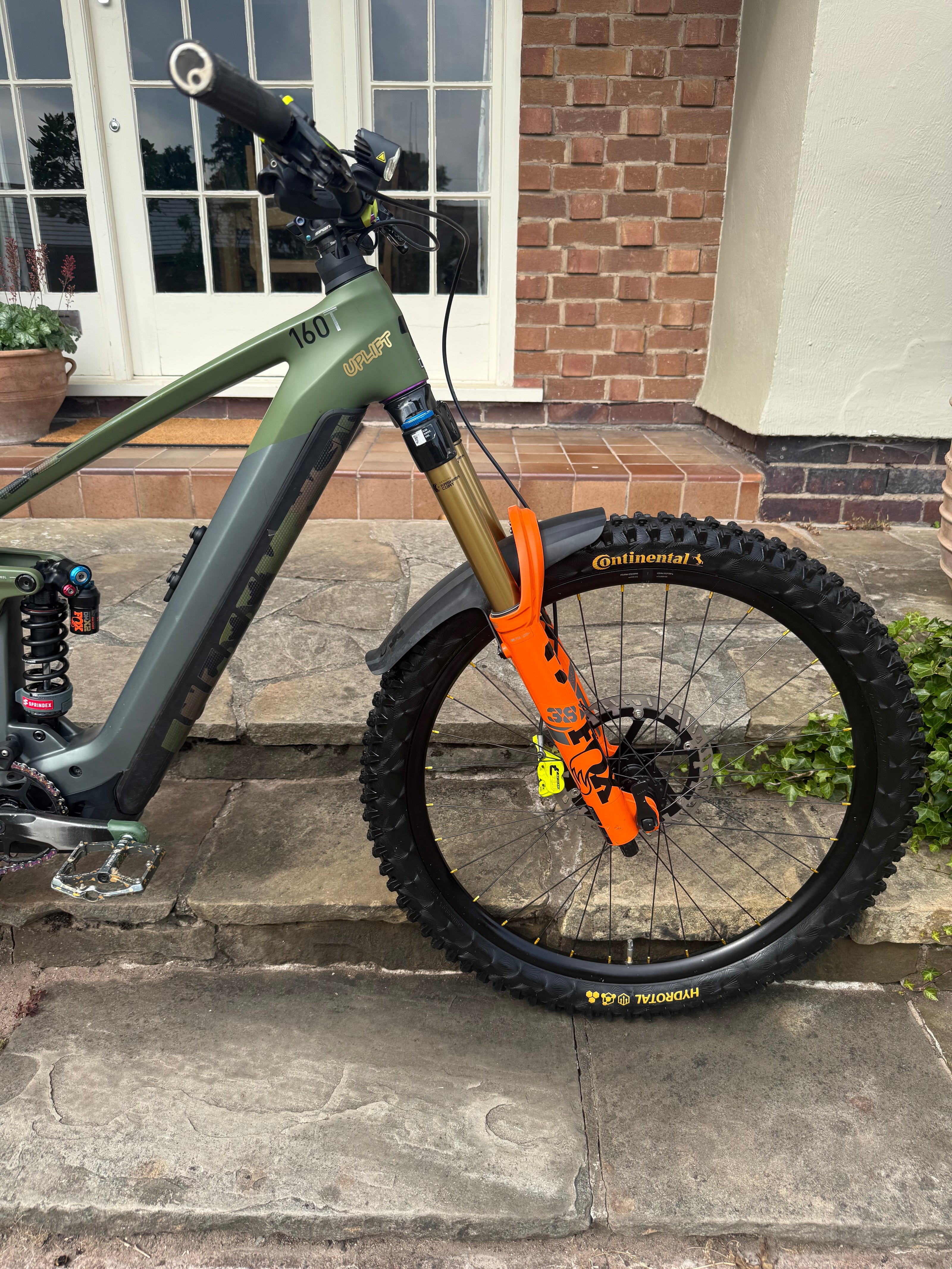 Cube Stereo Hybrid 160 HPC 750wh Medium EMTB UPGRADED!