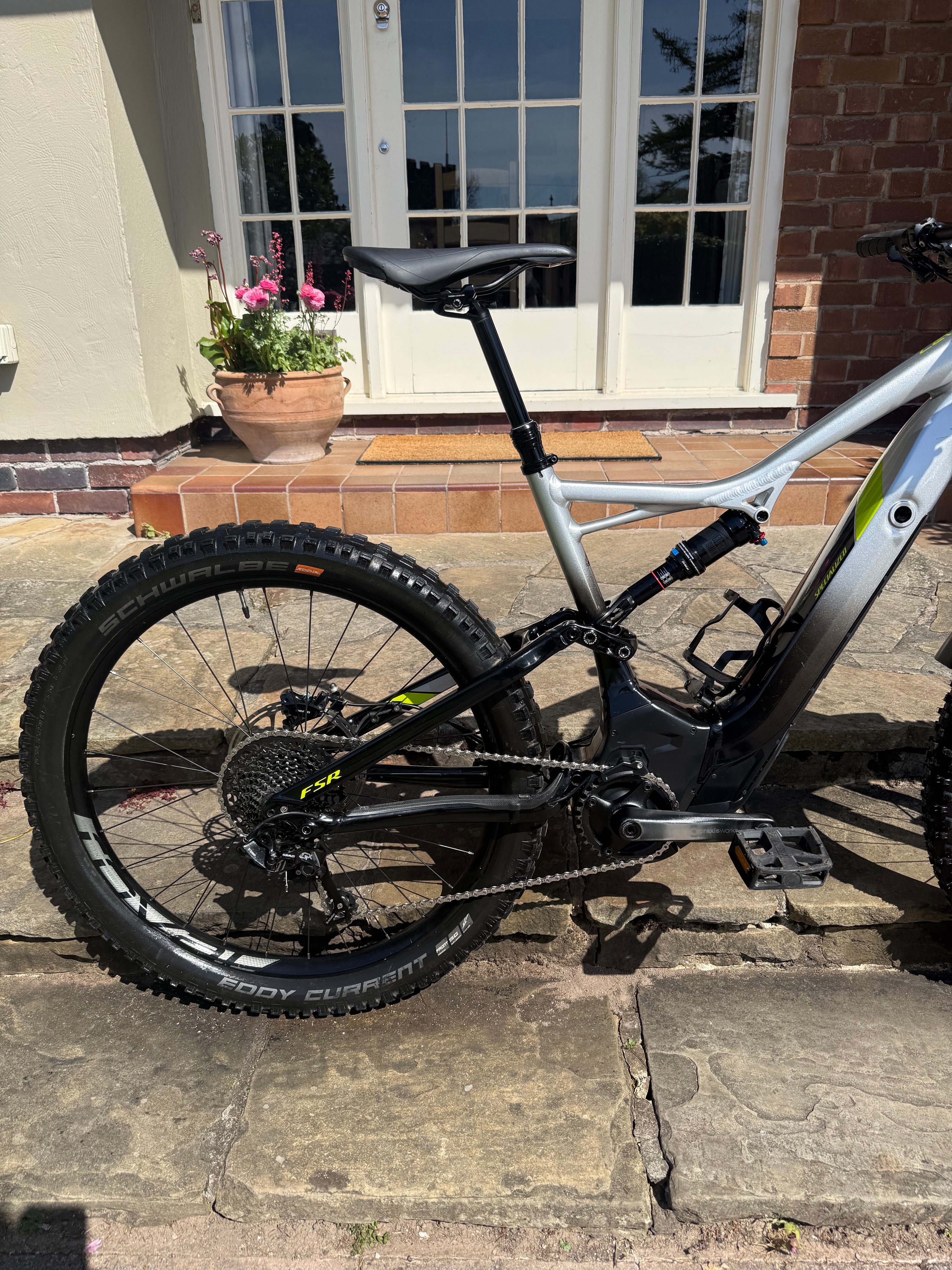 Specialized Turbo Levo FSR Comp Electric Bike Large 760 Miles
