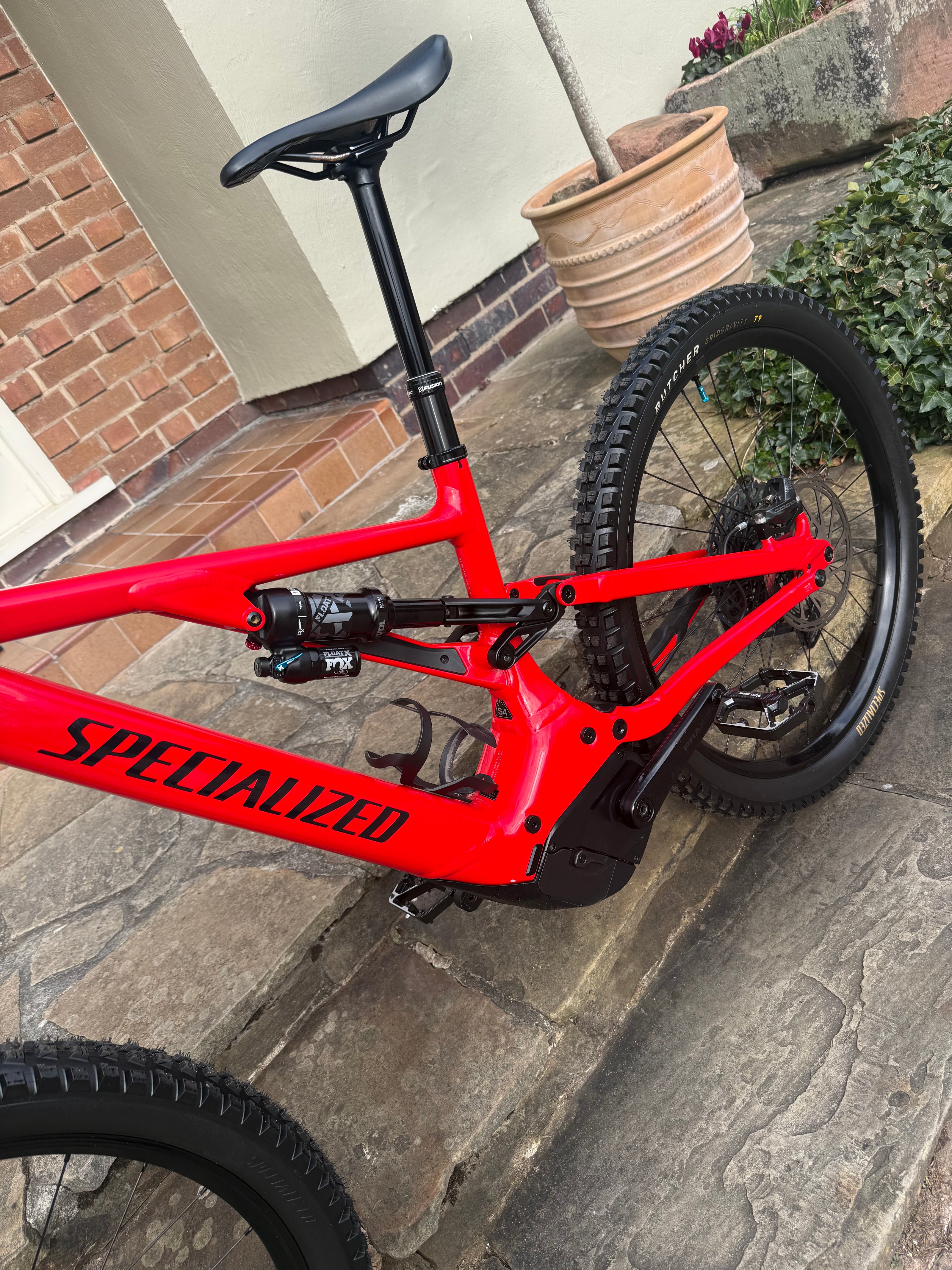 Specialized Turbo Levo Comp 700wh S4 Electric Bike 660 Miles