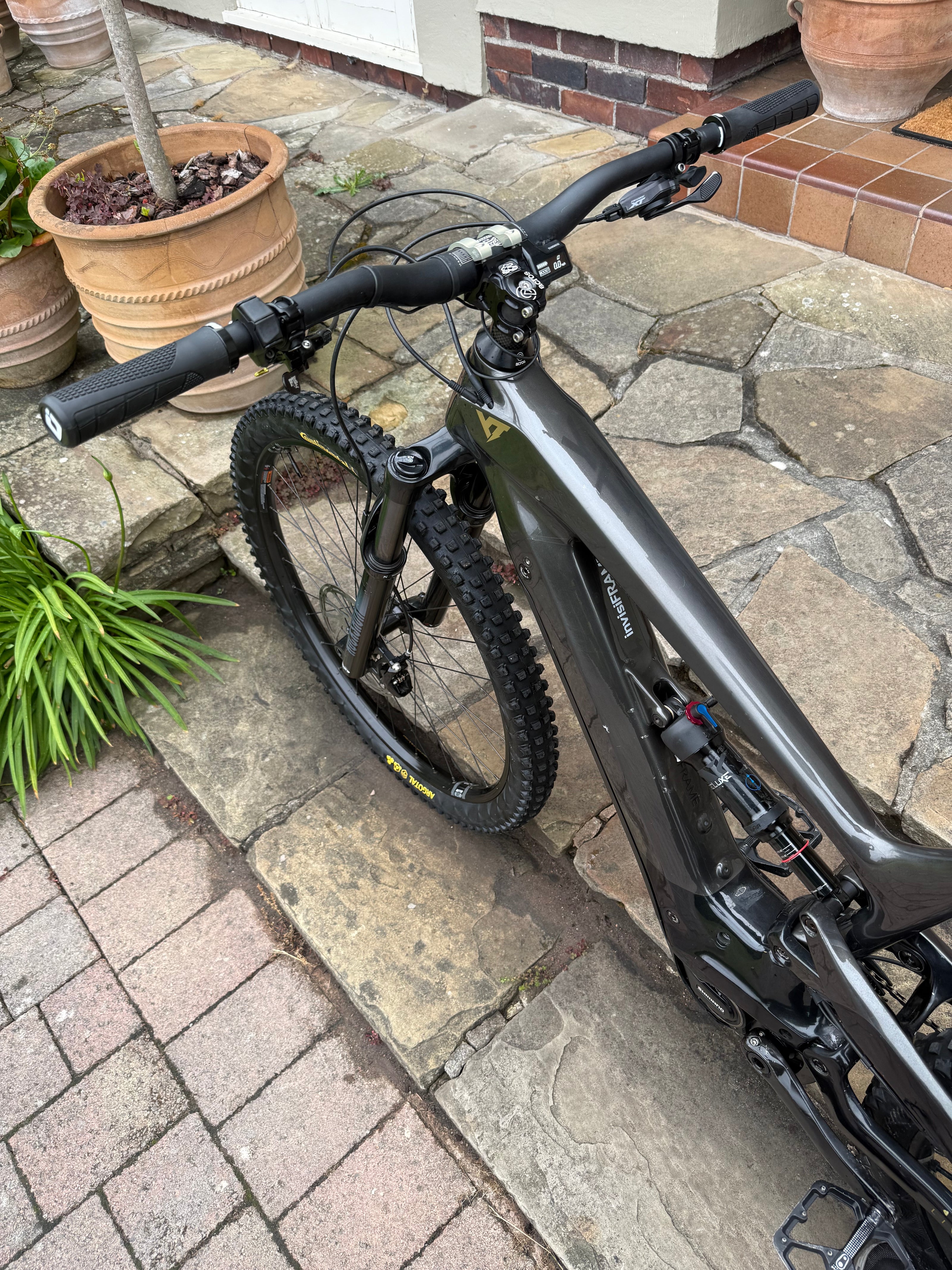 YT Decoy Elite Medium Electric mountain bike 400 miles