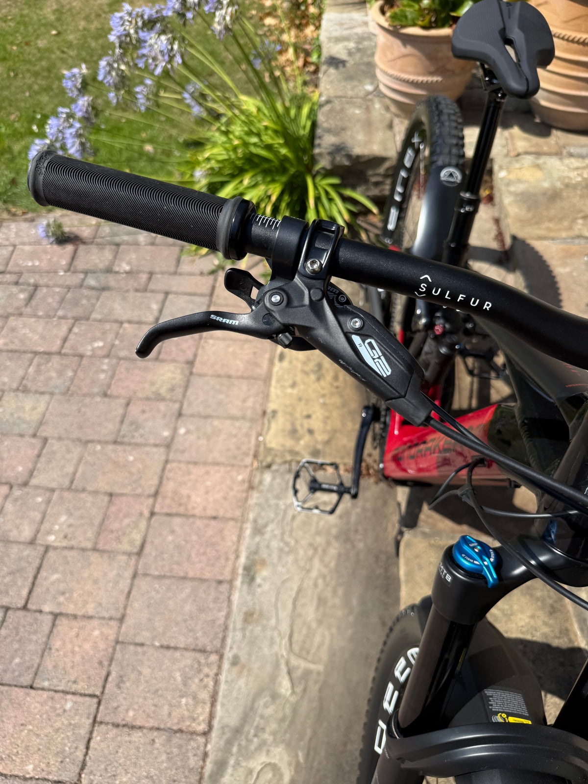 Mondraker Crafty R 2023 SMALL 415 miles