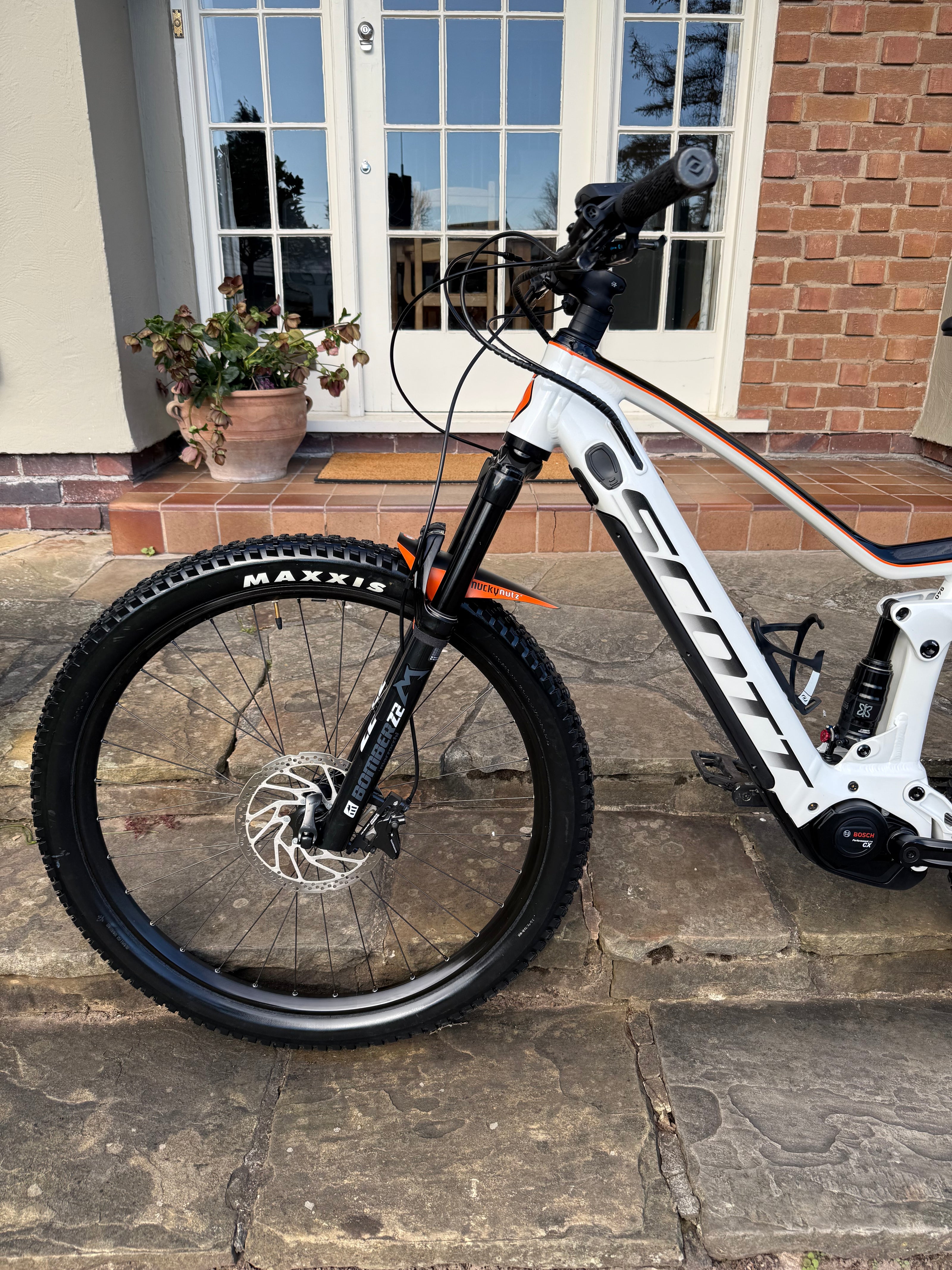 Scott Strike eRIDE 940 Electric Mountain Bike Medium