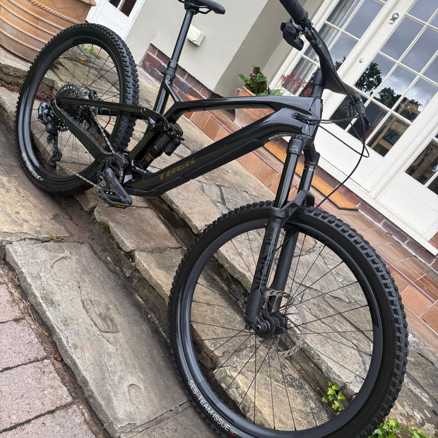 Trek Fuel Exe 9.8 GX AXS 2024 Large Electric Mountain Bike RRP £9,900!