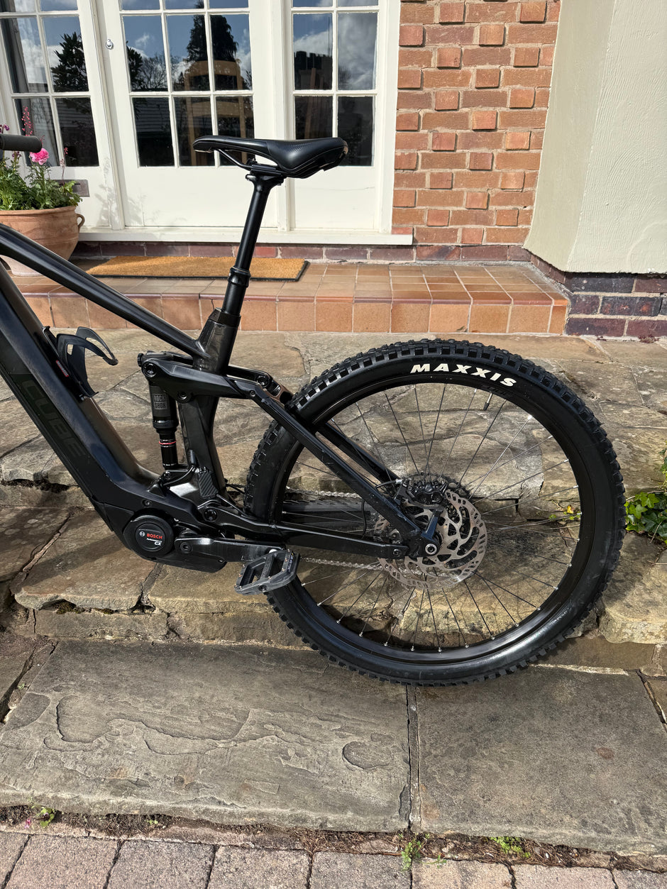 Cube Stereo Hybrid 160 HPC Race 625 Carbon Medium Electric Bike 430 Miles