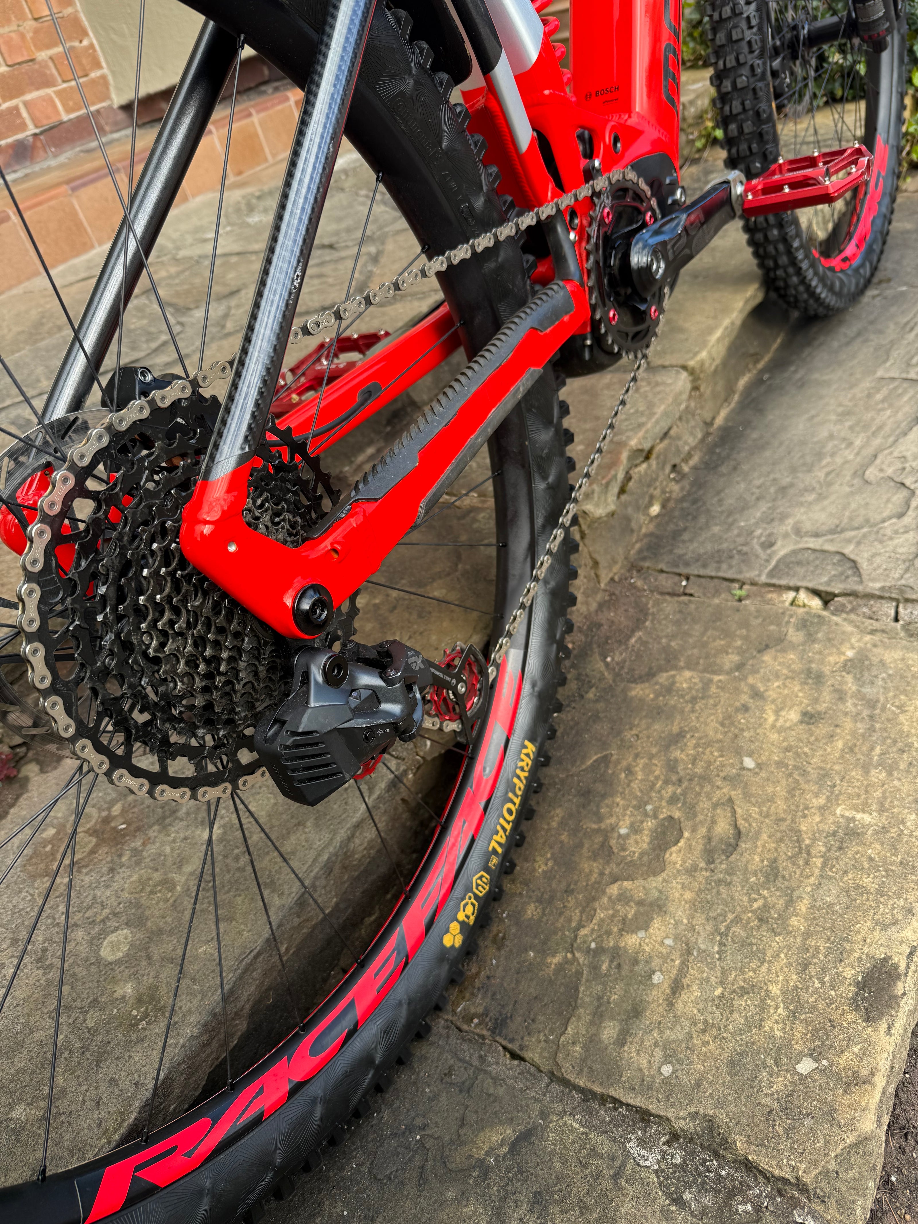Mondraker Level RR 750wh 2024 AXS Medium 180 Miles