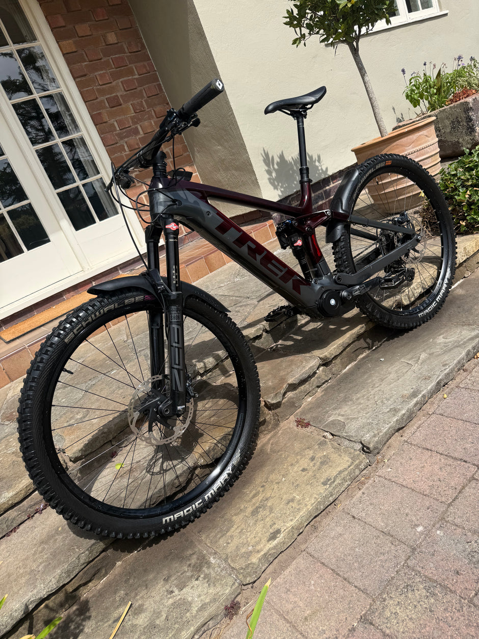 2021 Trek Rail 9.8 Carbon Large 410 miles
