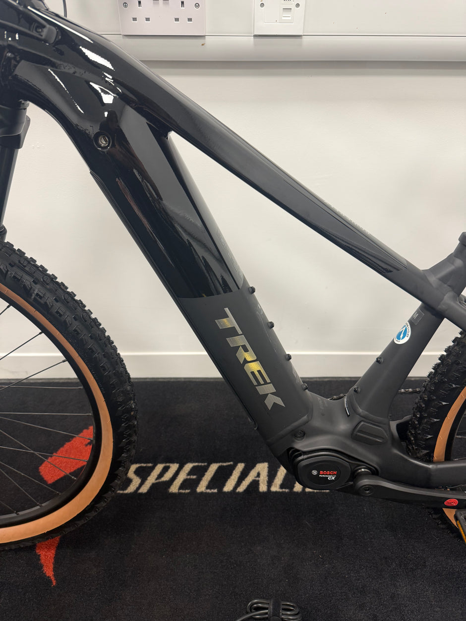 Trek Powerfly 4 2026 Medium 14 miles!