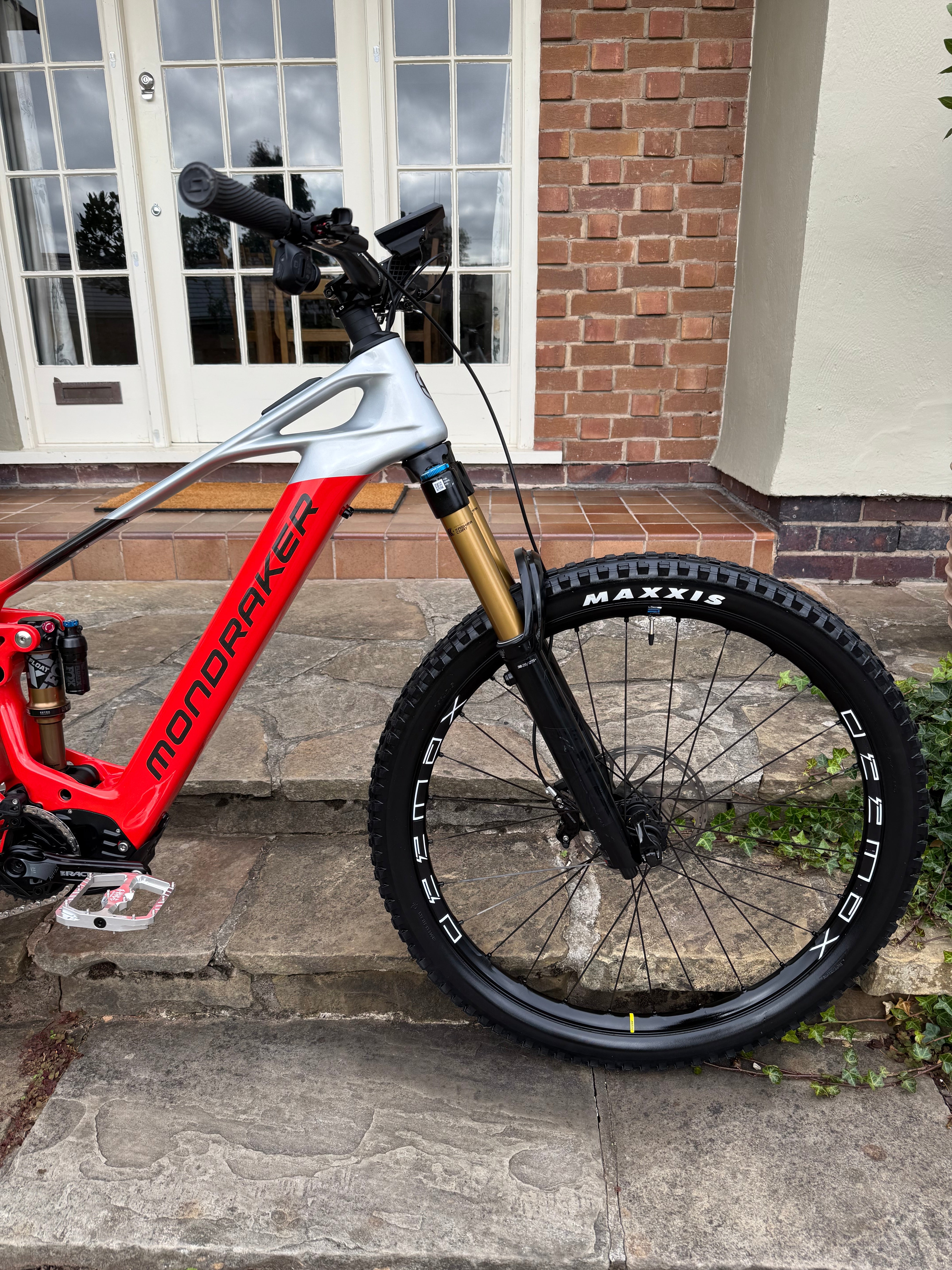 Mondraker Crafty RR 2024 RRP £8999 – Wirral Wheelz