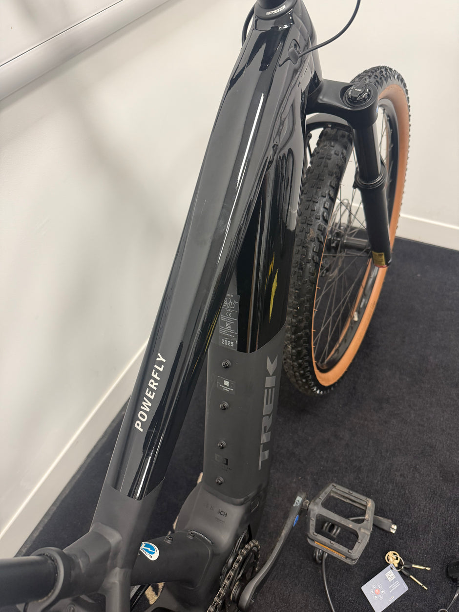 Trek Powerfly 4 2026 Medium 14 miles!