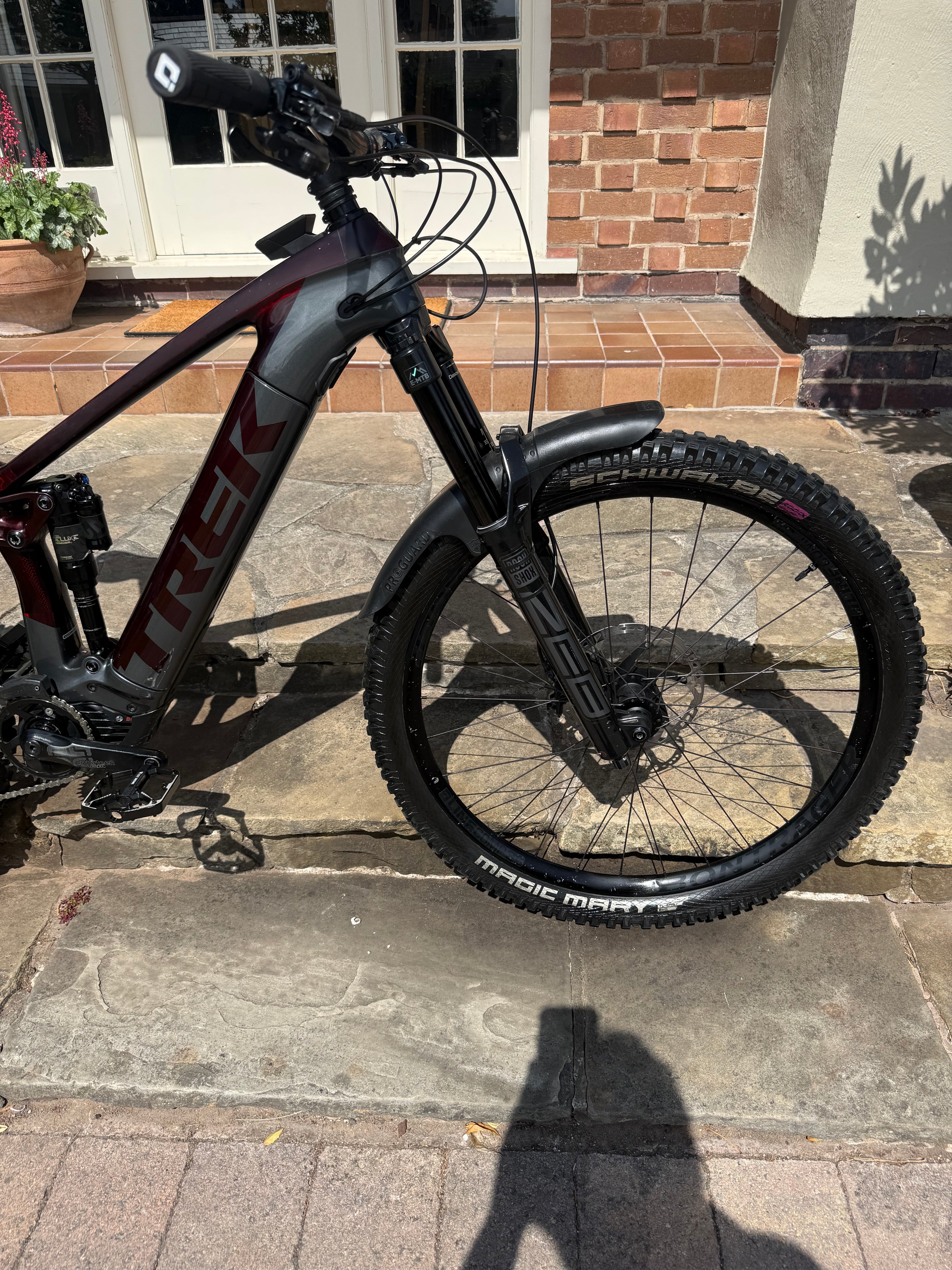 2021 Trek Rail 9.8 Carbon Large 410 miles