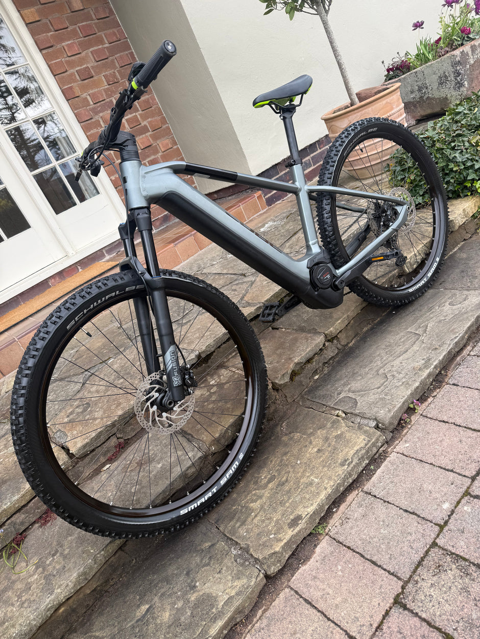 Cube Reaction Hybrid Pro 625 2023 Large 180 Miles
