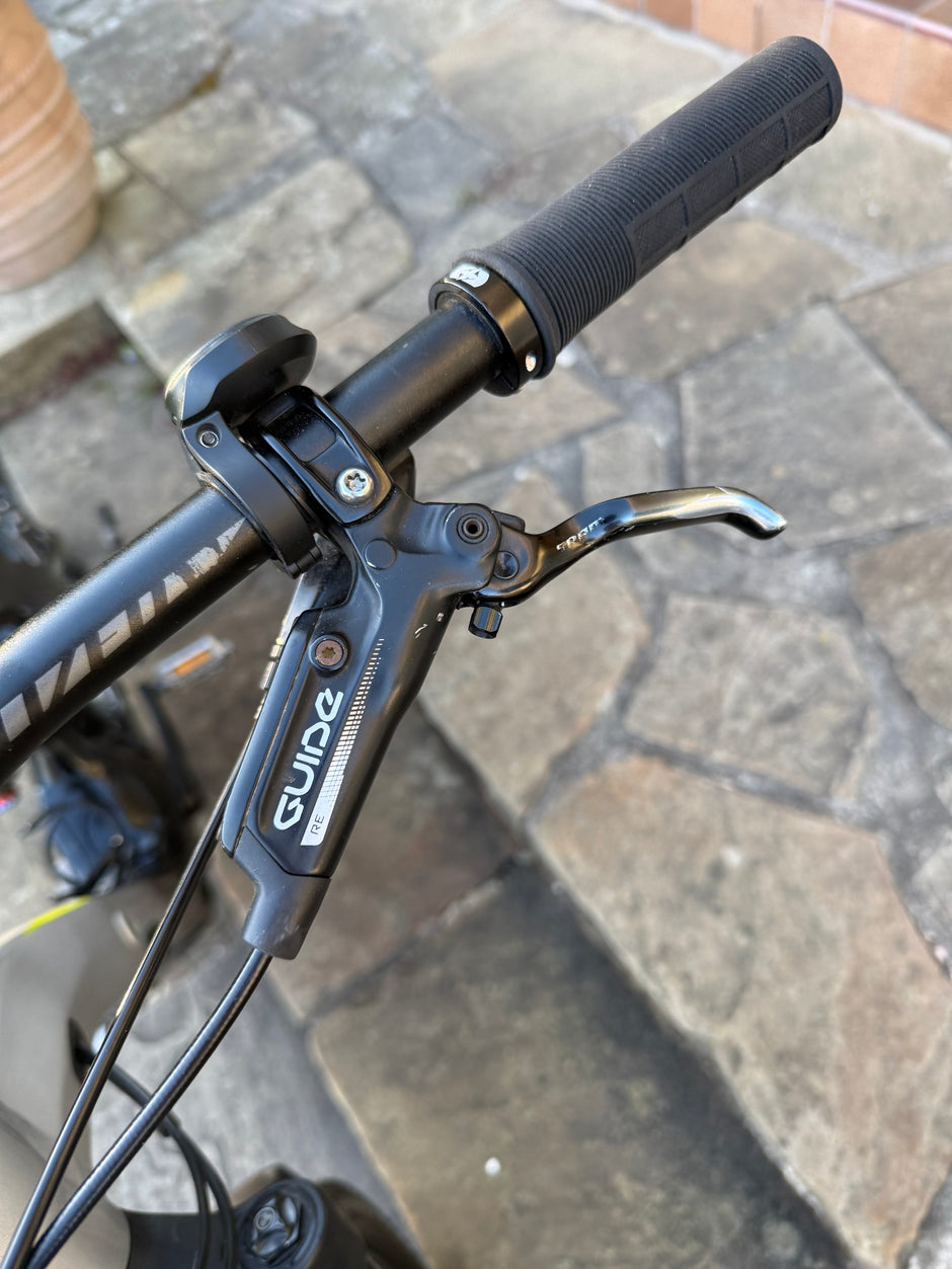 Specialized Turbo Levo FSR Comp Electric Bike XL 330 miles