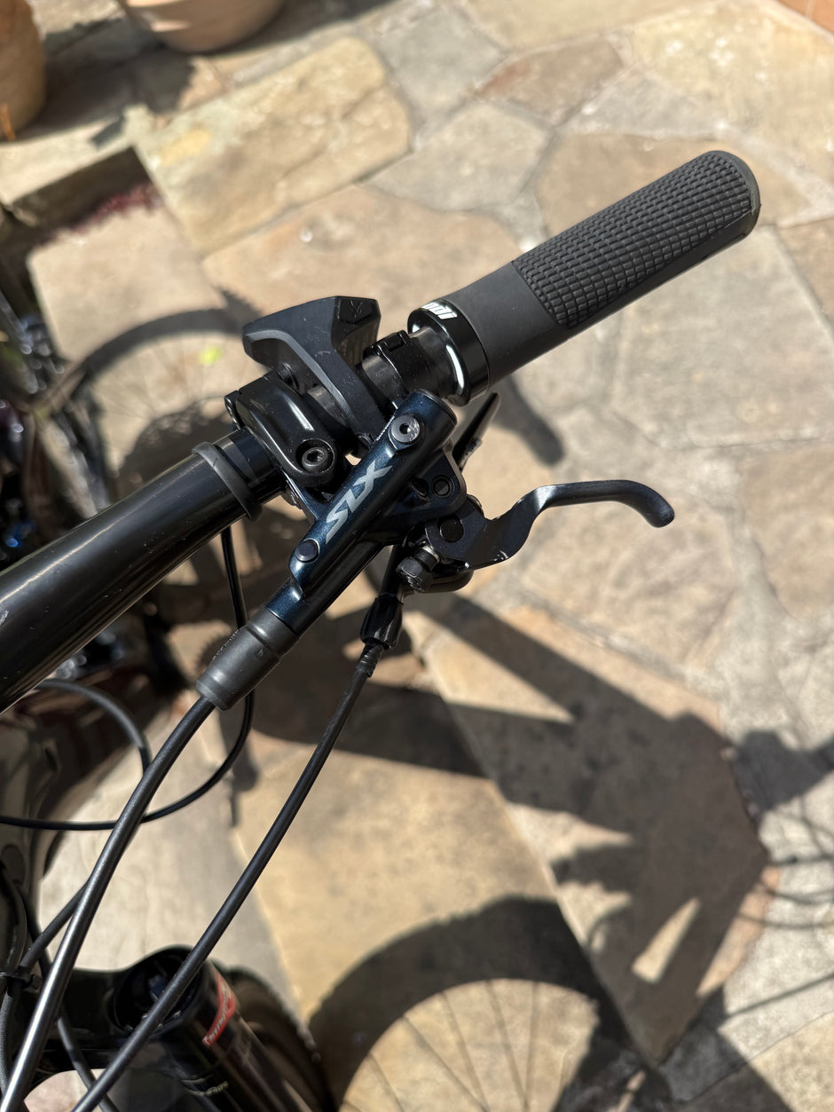 2021 Trek Rail 9.8 Carbon Large 410 miles