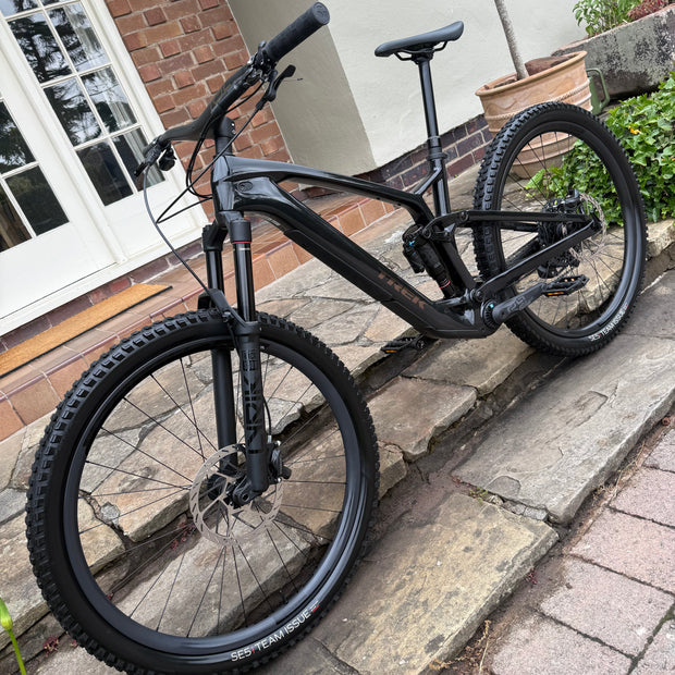 Trek Fuel Exe 9.8 GX AXS 2024 Large Electric Mountain Bike RRP £9,900!