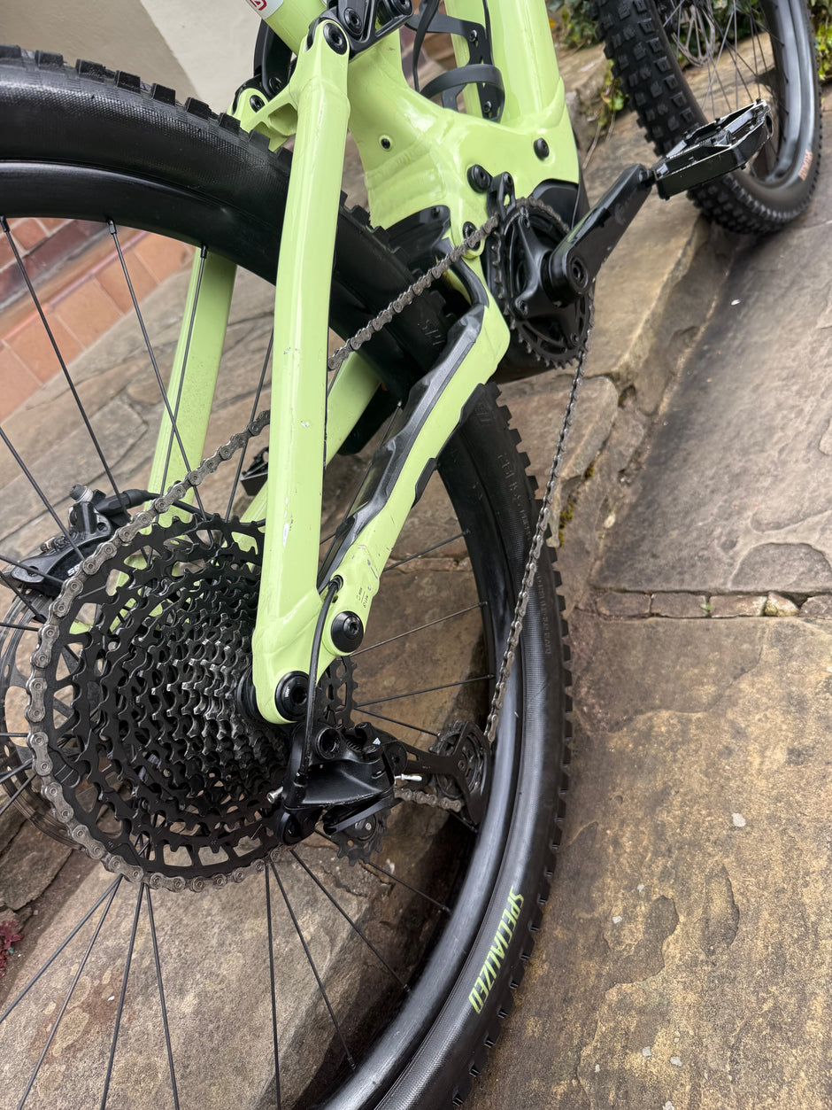 Specialized Turbo Levo 700wh 2024 Electric Bike XL 400 Miles