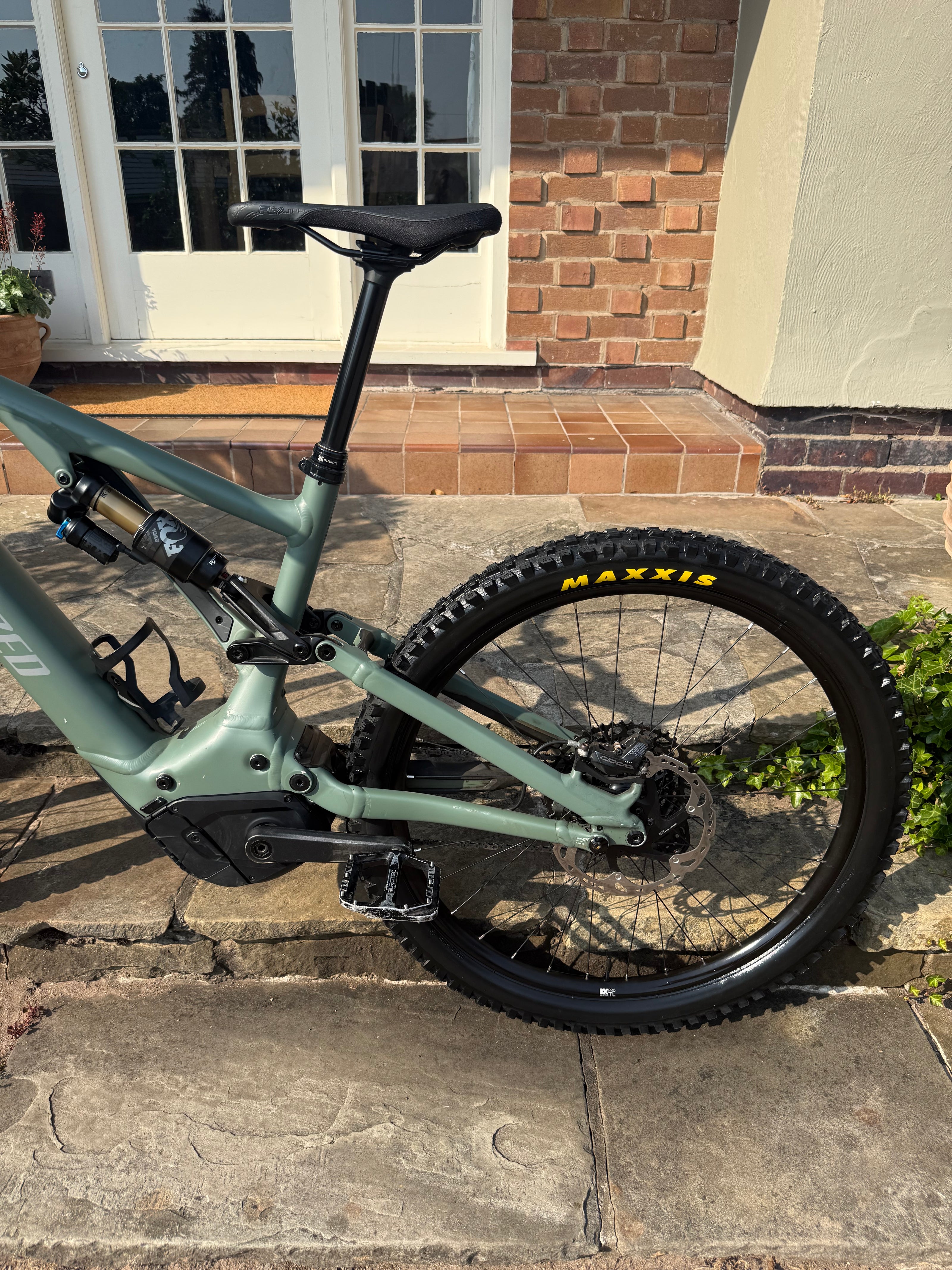 Specialised turbo Levo alloy 2022 XL