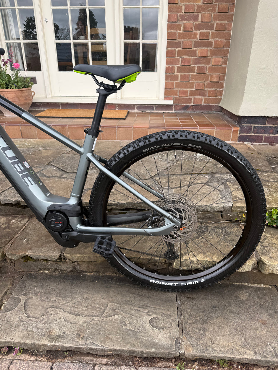 Cube Reaction Hybrid Pro 625 2023 Large 180 Miles