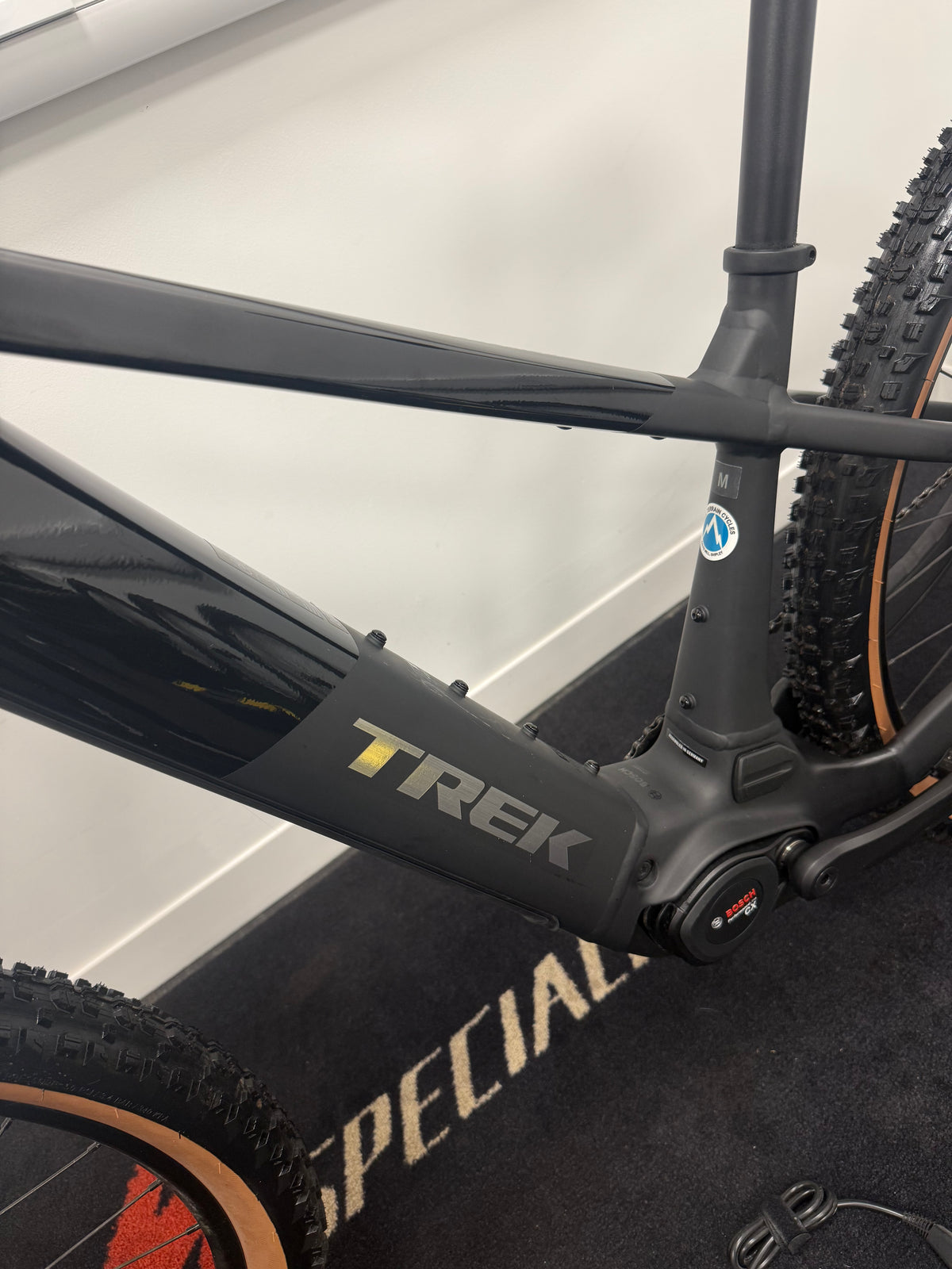 Trek Powerfly 4 2026 Medium 14 miles!